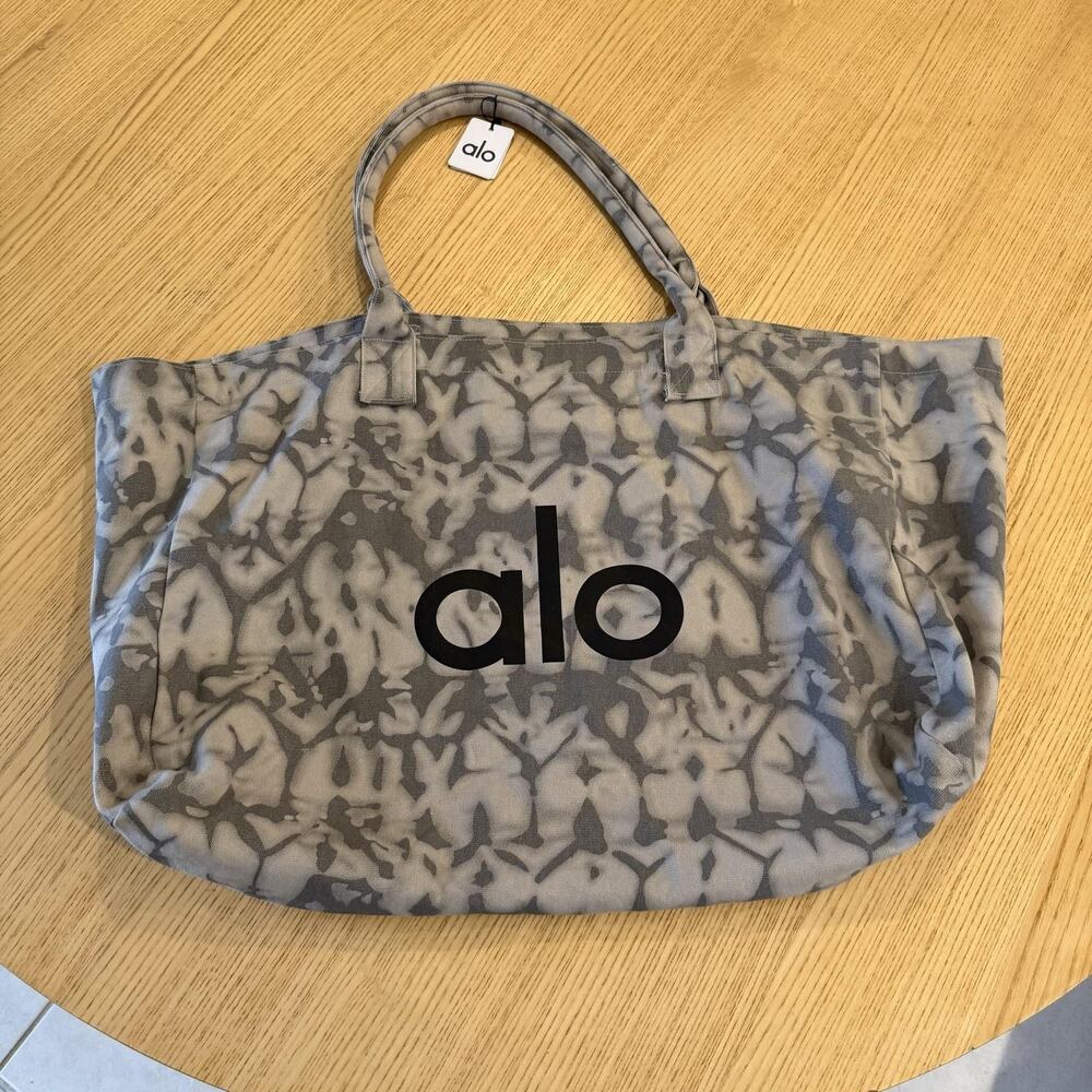 Alo Yoga Tote Bag Womens One Size Gray Tie Dye Cotton Logo Shopper Large Beach